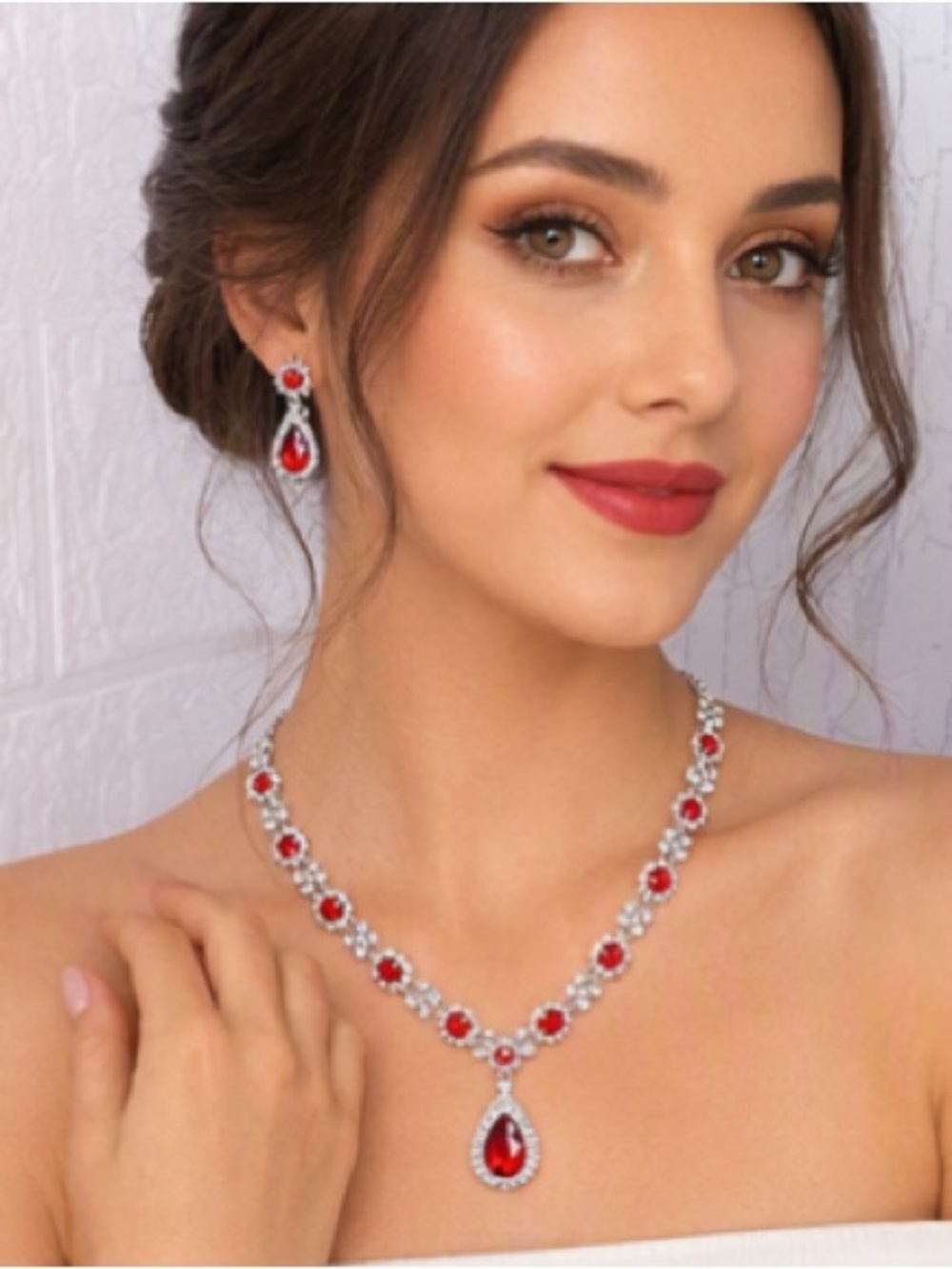 🌹 Silver Toned Ruby Red & White Rhinestone Teardrop Jewelry 2 Pc Set 🌹 NWT